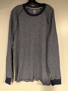 Old Navy Navy and Gray Waffle Knit Crewneck Sweater